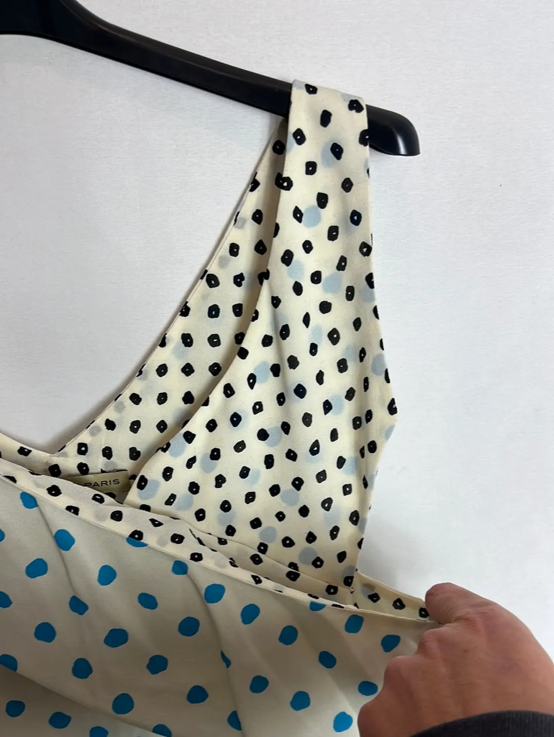 BALENCIAGA. Top seda doble capa asimetrico . T 40