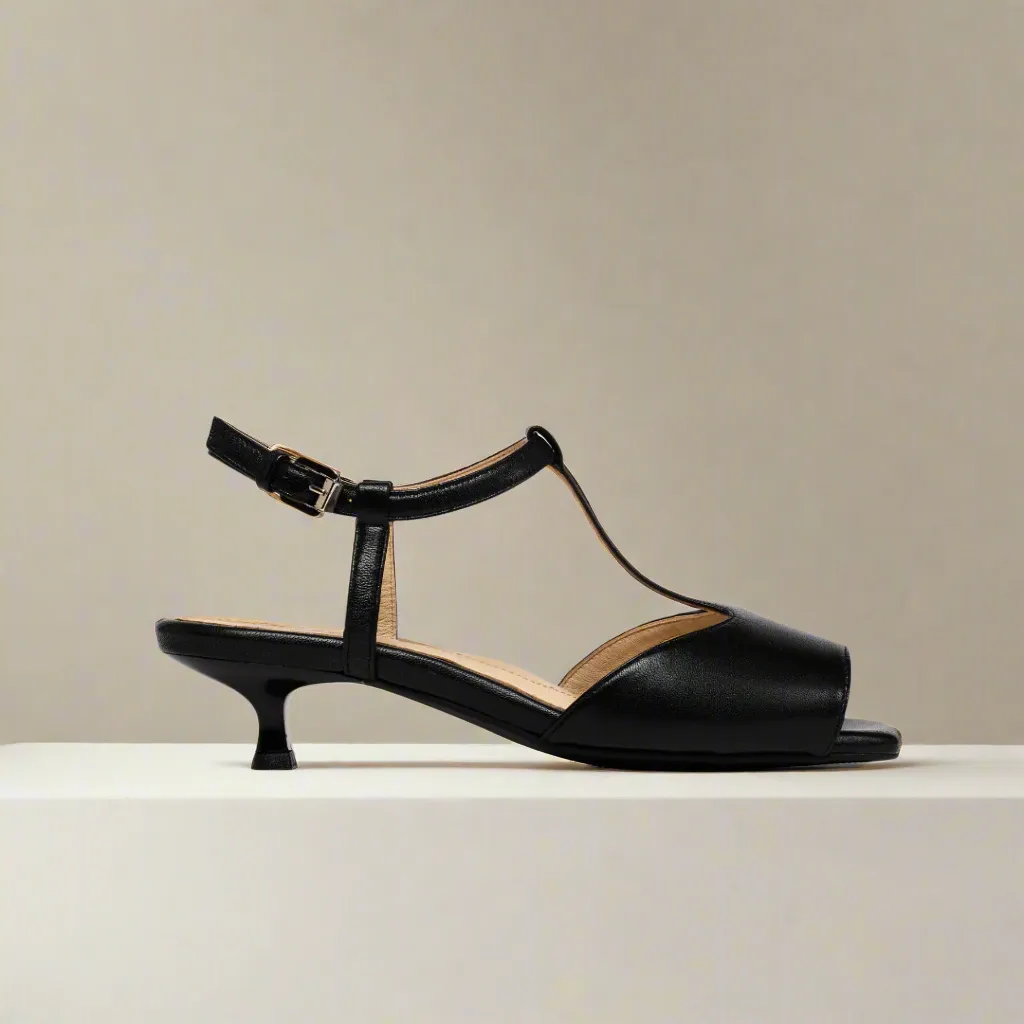Edith - Black Leather