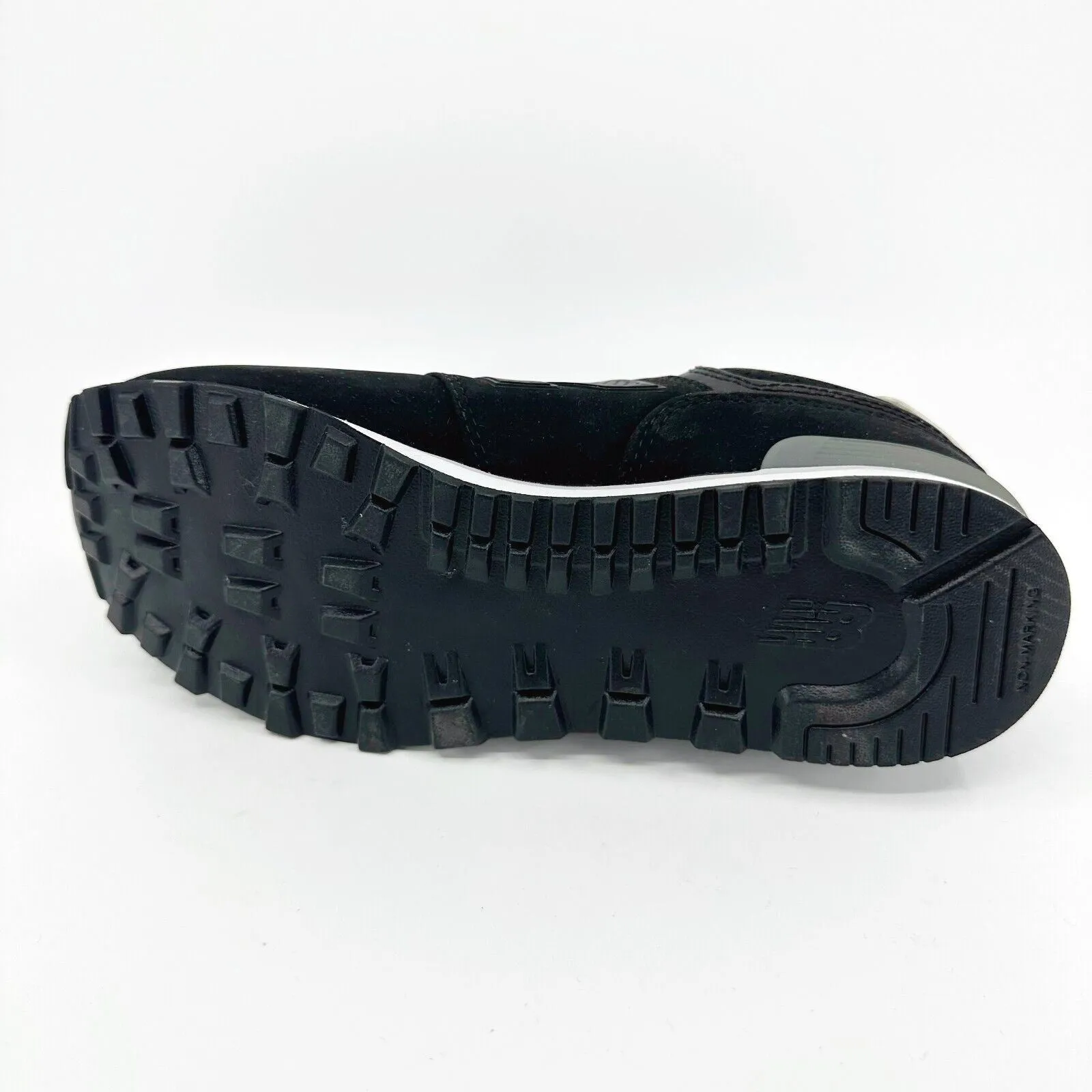New Balance 574 Classics Black White Kids Size 5 Running Sneakers KL574A1G