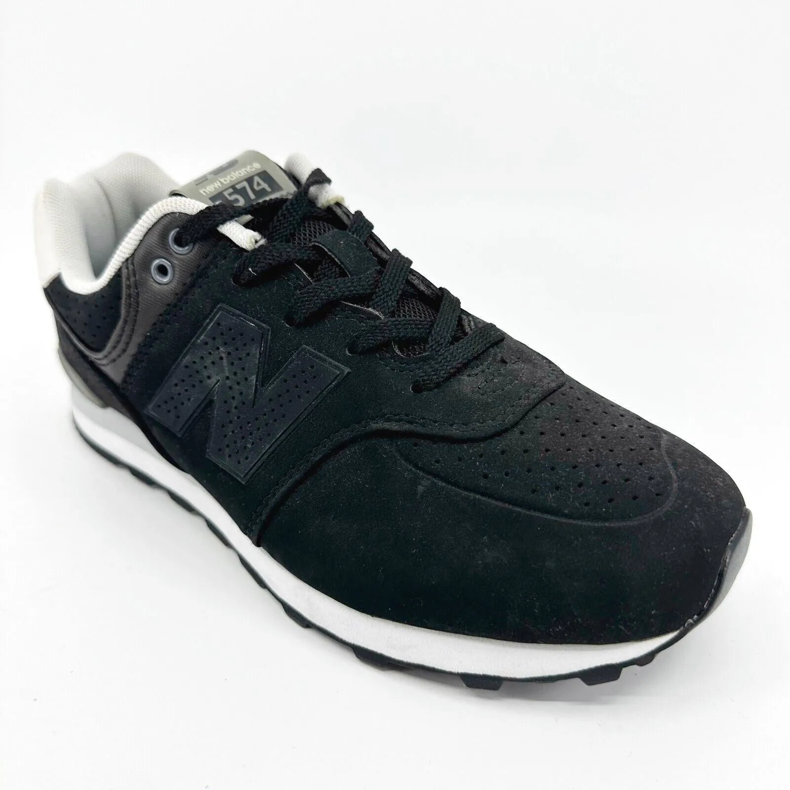New Balance 574 Classics Black White Kids Size 5 Running Sneakers KL574A1G